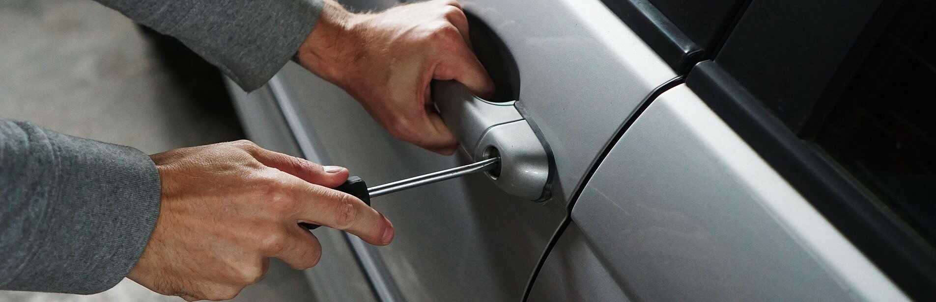automotive locksmith Mitcham
